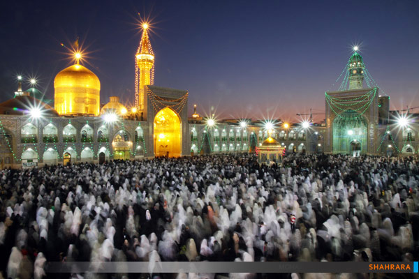 بارگاه منور رضوی در شب نیمه شعبان