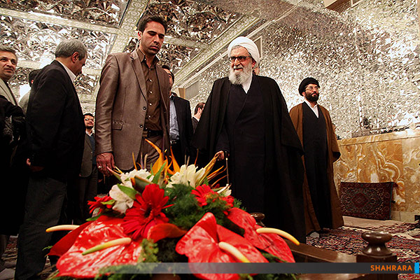 دیدار آیت الله طبسی با جمعی از  پژوهشگران