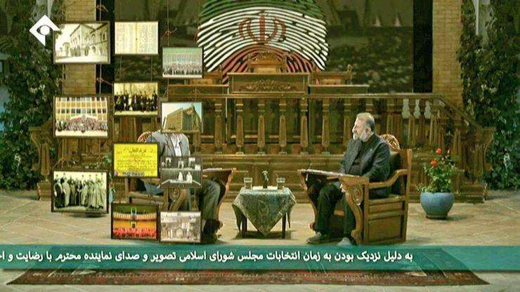 در برنامه «هرکی شما بگین» با اجرای مهران رجبی، چهره و صدای نماینده دعوت‌شده به دلیل احتمال تبلیغات برای او در انتخابات مجلس، با مدل معروف به استفاده از آباژور در صداوسیما محو شد.