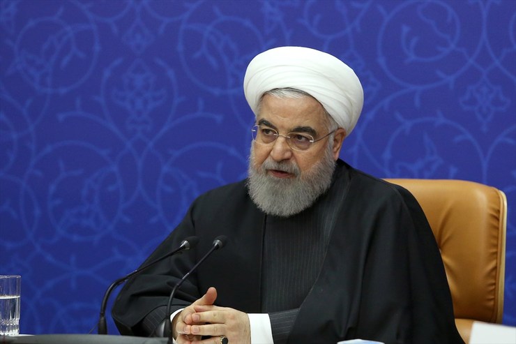 رئیس جمهور با تاکید بر اینکه اقدام تروریستی اخیر آمریکا را به عنوان حمایت جدید آن کشور از تروریسم می‌دانیم، اظهارداشت: شهادت سردار سپهبد حاج قاسم سلیمانی، مردم ما را قوی تر و مصمم‌تر از همیشه ساخته است و مسوولیت تمام پیامدهای این اقدام تروریستی در منطقه به عهده آمریکا خواهد بود و در این زمینه هزینه سنگینی را پرداخت خواهد کرد.