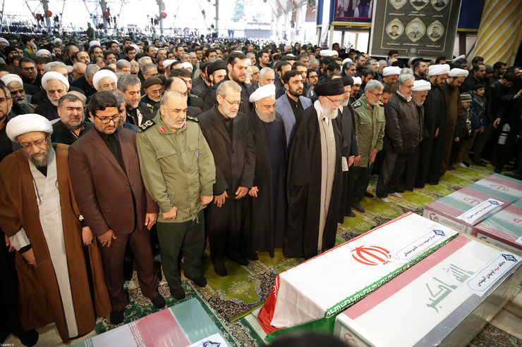 مراسم تشییع پیکر سردار شهید قاسم سلیمانی در تهران از همان ساعات اولیه قبل از شروع مراسم در رسانه‌های جهان بازتاب داشت.