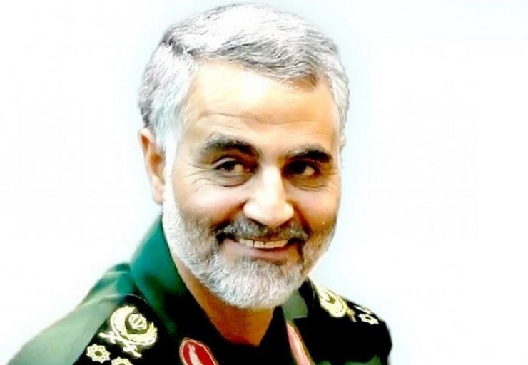 مهدی سیم ریز، نویسنده، و محمد جهان پا، کارگردان هنر‌های نمایشی، به همراه سیدمجتبی ذبیحی (تهیه کننده)، به زودی نمایشی را براساس زندگی سردار شهید قاسم سلیمانی به روی صحنه خواهند برد.