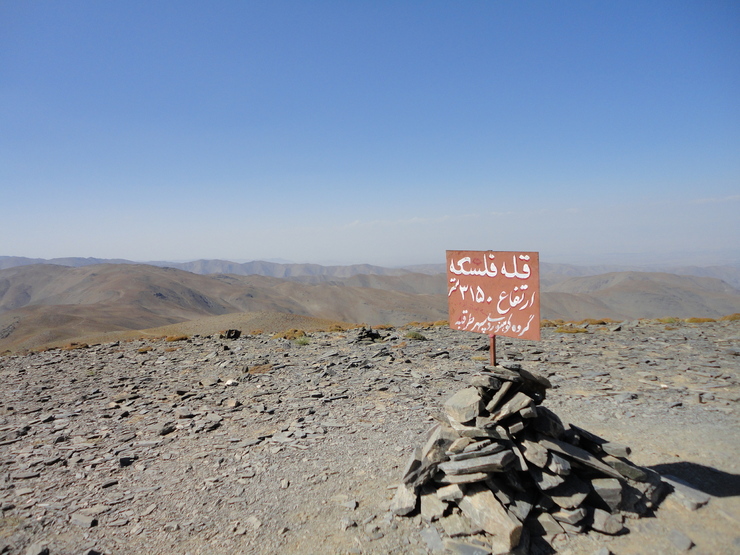یکی از کوهنوردان مشهدی حادثه دیده در قله فلسکه مشهد فوت کرد.