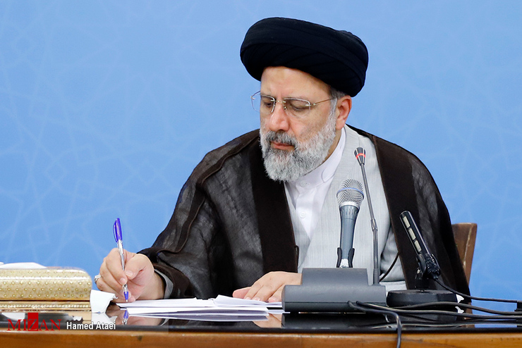 رئیس قوه قضاییه طی دستوری به رئیس سازمان قضایی نیرو‌های مسلح، ضمن اعلام تسلیت مجدد به بازماندگان حادثه سقوط هواپیمای اوکراینی، جمع‌آوری مستندات و اقدامات قضایی مربوط به این حادثه دلخراش را مورد تاکید قرار داد.