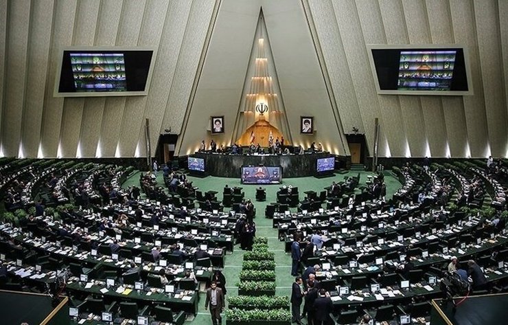 جلسه غیرعلنی مجلس با فرمانده سپاه درباره سقوط هواپیما