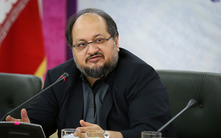 وزیر تعاون، کار و رفاه اجتماعی در جمع بازنشستگان آموزش و پرورش گفت: در حال حاضر، ۱۱ میلیون و ۹۰۰ هزار خانوار ایرانی فاقد خودرو هستند و بخش اعظمی از جمعیت کشورمان مالک هیچ خانه و زمینی نیستند.