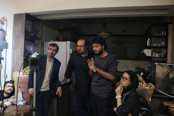 مراحل ساخت فیلم کوتاه «مو» در مشهد درحال پیگیری است. این فیلم داستانی پس از طی مراحل پیش‌تولید و مرحله تصویربرداری، هم‌اکنون در مرحله تدوین به‌سر می‌برد.