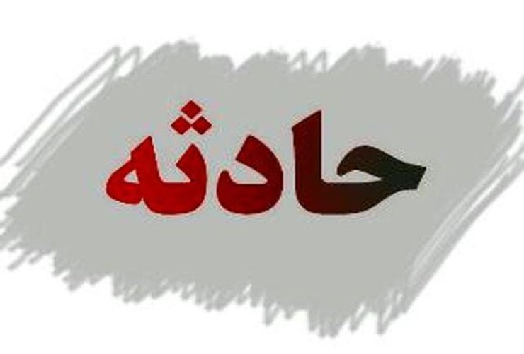 یک موتورسوار به دلیل تصادف شاخ به شاخ با اتوبوس جان خود را از دست داد.