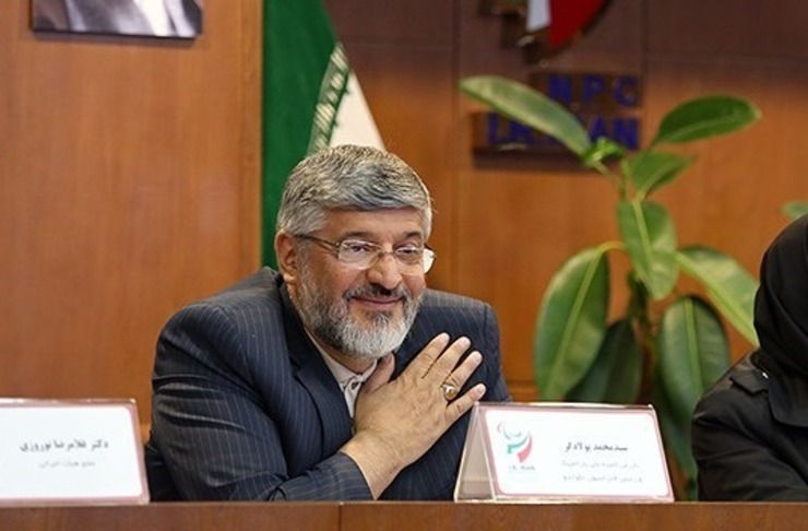 رئیس فدراسیون تکواندو گفت: مطالبی که از قول کیمیا علیزاده منتشر شده، مطمئنا خودش نگفته چون از روی نوشته هم نمی‌تواند این مطالب را بخواند.
