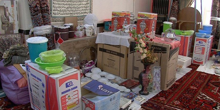 رئیس کمیته امداد سرخس گفت: از ابتدای امسال تاکنون ۶۹ نوعروس راهی خانه بخت شدند و ۴۰ نوعروس دیگر در انتظار دریافت کمک هزنیه ازدواج هستند تا زندگی مشترک خود را شروع کنند.