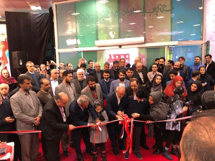 وزیر آموزش و پرورش با اشاره به راه اندازی اتاق اسباب بازی در برخی مدارس، گفت: بازی و اسباب بازی فقط برای تفریح و لذت نیست، بلکه کارکرد عمیق تربیتی و آموزشی دارد.