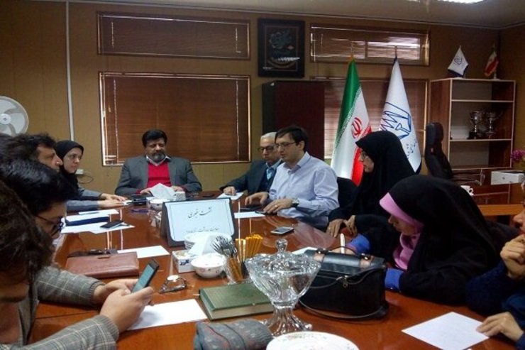 سرپرست معاونت بهداشت دانشکده علوم پزشکی نیشابور گفت: ۱۶ نفر در نیشابور مشکوک به ابتلای سم بوتولیسم هستند که چهار نفر از آنان در نیشابور و ۱۲ نفر در بیمارستان مشهد بستری شده اند.