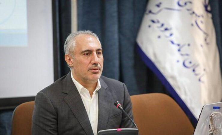 معاون سازمان برنامه و بودجه کشور، در نامه‌ای به رئیس دیوان محاسبات خواست تا موضوع پرداخت حقوق یک میلیارد تومانی به حدود ۳۰ نفر در یکی از شرکت‌های دولی را فورا بررسی کنند.