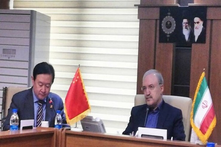 دیدار سفیر چین در ایران با وزیر بهداشت
