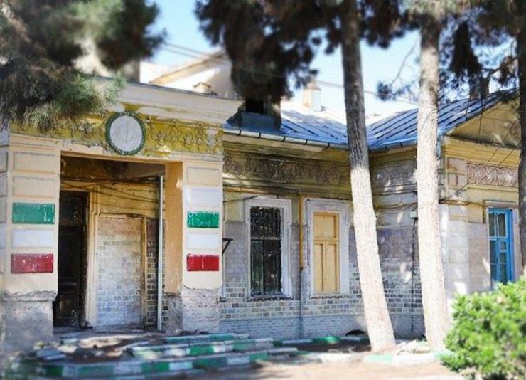 معاون میراث‌فرهنگی اداره‌کل میراث‌فرهنگی، گردشگری و صنایع‌دستی خراسان رضوی از اجرای عملیات مرمتی در بنای تاریخی باغ خونی مشهد خبرداد.