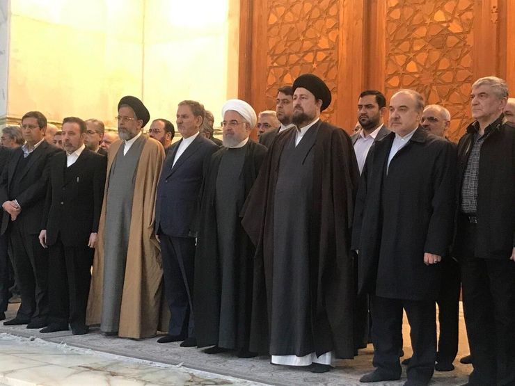 حسن روحانی در مراسم تجدید میثاق با آرمان‌های امام راحل گفت هرکس مردم را دلسرد کرده و نگذارد مردم در انتخابات از میان سلایق مختلف برگزینند ، حتما از مشی و راه امام فاصله دارد.