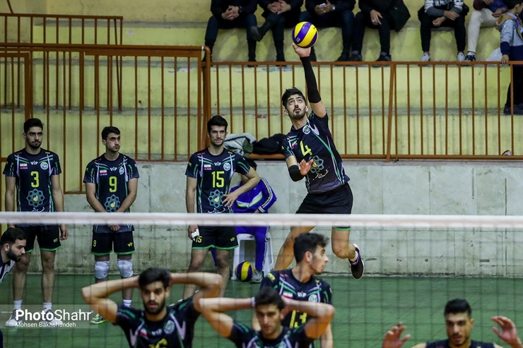 هفته سیزدهم و پایانی دور رفت لیگ برتر والیبال روز گذشته با انجام ۶ بازی پیگیری شد و تیم والیبال پیام مشهد در سالن خانگی با نتیجه ۳ بر ۱ مقابل شهروند اراک تن به شکست داد.