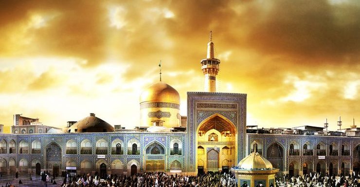 با آغاز دهه فجر، حرم رضوی میزبان زائران برای تماشای فیلم ها و مستندهای سینمایی با موضوع پیروزی انقلاب اسلامی می باشد.