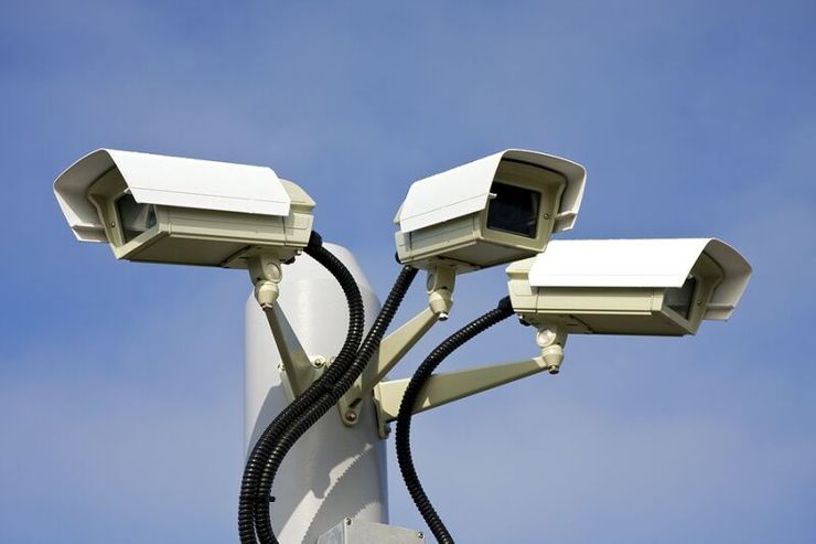 برای اولین بار در مشهد با نرم‌افزار توقف پشت خط ایست عابر پیاده و با استفاده از دوربین‌ها اعمال قانون خواهیم کرد