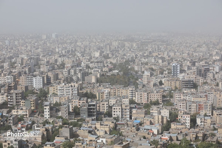 میانگین شاخص کیفیت هوای کلانشهر مشهد روز جمعه هجدهم بهمن ماه برای دومین روز پیاپی بالاتر از حد مجاز و در وضعیت هشدار قرار دارد.