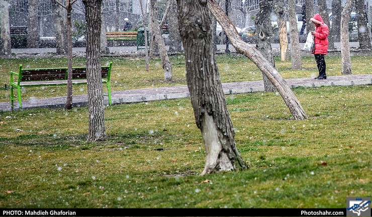 اداره کل هواشناسی خراسان رضوی در اخطاریه شماره دوازده خود مورخ چهارشنبه ۲ بهمن ماه سطح هشدار نارنجی برای مخاطرات جوی استان  پیش بینی کرد.