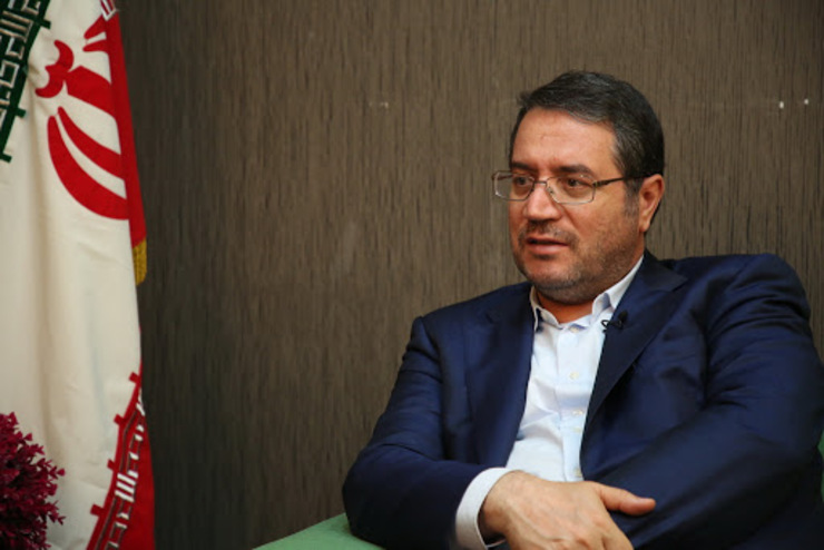 وزیر صنعت، معدن و تجارت گفت: در حوزه پوشاک و پارچه نیاز بیشتری به تولید داریم و امسال این حوزه جزو پروژه‌های ویژه این وزارتخانه است.
