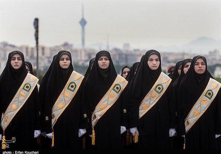 رئیس پلیس پیشگیری پایتخت گفت:پلیس زن در جمهوری اسلامی ایران نقشی مهم ایفا می‌کند. تشکیل پلیس زن ضرورتی بود که بنا به تدبیر ایجاد و هم اکنون در حال انجام وظیفه هستند.