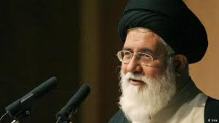 امام جمعه مشهد گفت: در مراجعات مختلف به این بیمارستان، نقش‌آفرینی بی‌نظیر و فعالیت‌های موثر بانوان شاغل در بیمارستان رضوی را شاهد بودیم.