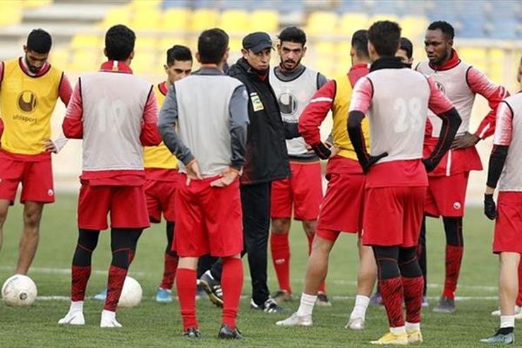 هافبک تیم فوتبال پرسپولیس در دیدار تیمش با تراکتور غایب خواهد بود.