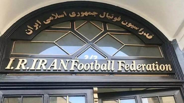 در روند بررسی مدارک کاندیدا‌های انتخابات فدراسیون فوتبال، مدارک دو نامزد عضویت در هیئت رئیسه تأیید نشد.