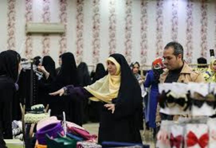 مدیرکل فرهنگ و ارشاد اسلامی خراسان رضوی از برگزاری نمایشگاه دائمی مد و لباس در مشهد خبر داد.