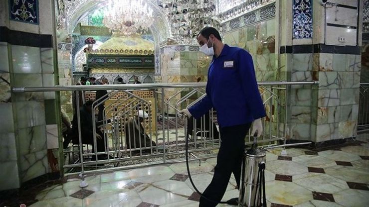 در وضعیت مقابله با کرونا از همان روزهای اول شاهد برخی اظهارات و اقدامات غیرمتعارف و متوهمانه افراد مختلف در فضای مجازی بوده‌ایم.