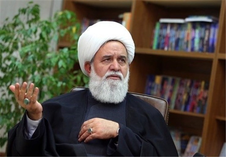 به دنبال گسترش ویروس کرونا در کشور، آیت الله علی اکبر رشاد، مؤسس پژوهشگاه فرهنگ و اندیشه اسلامی، طی پیامی اعلام کرد: «تشخیص کارشناسان صالحِ بی‌غرض مانند فتوای فقیهانِ صاحب صلاحیت، لازم الاتباع است».