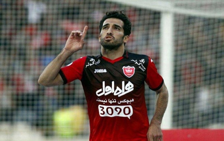 وحید امیری بازیکن ملی پوش پرسپولیس از شرایط و تمرینات این روز‌های سرخ‌پوشان می‌گوید.