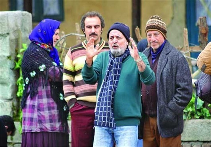 تهیه‌کننده سریال «پایتخت» از ادامه تصویربرداری این مجموعه نوروزی در شمال کشور و با رعایت تمام شرایط بهداشتی و استریل خبر داد.