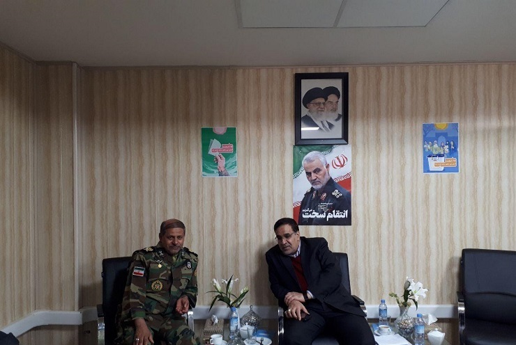 فرمانده شمال شرق نیروی زمینی ارتش در محل ستاد انتخابات گفت: آنچه از صبح تا کنون دیده‌ام حصوری پر شور از مردم است. زیرا مردم می‌دانند این انتخابات سرنوشت آنان را تعیین می‌کند.