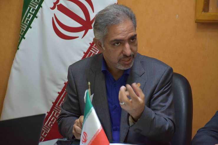 حمیدرضا پوریوسف روانپزشک و مدیر کل بهزیستی خراسان رضوی در رابطه با بهداشت روان و استرس های ناشی از ویروس کرونا در بین شهروندان اظهارداشت: استرس عامل بیرونی است که باعث ایجاد فشار روانی در هرفردی ممکن است بشود و اضطراب واکنش فرد به شرایط سخت و استرس است در واقع انچه به عنوان دلهره و تشویش بیان می کنیم همان اضطراب درونی ماست.