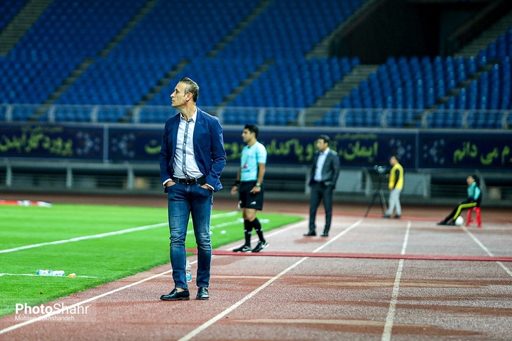 باشگاه پرسپولیس برای انتقال یحیی گل‌محمدی از شهرخودرو، با مدیران این باشگاه توافقات مالی داشت، اما در اولین گام، چک سرخ‌ها برگشت خورد.