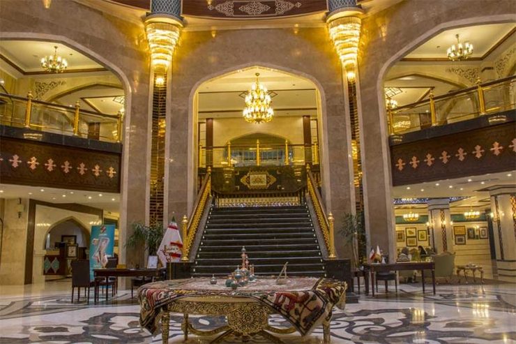 معاون گردشگری اداره‌کل میراث‌فرهنگی، گردشگری و صنایع‌دستی خراسان‌رضوی گفت: بیش از ۷۴ واحد اقامتی مشهد تاکنون اعلام تعطیلی کرده‌اند.