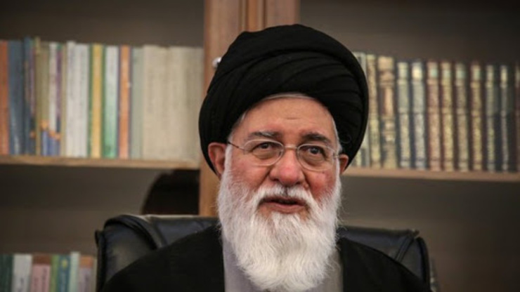 امام جمعه مشهد توصیه کرد: برادران و خواهران مراقبت‌های لازم را داشته باشند، این ویروس منحوس یک بلا و بیماری جدی هست، سهل‌انگار در مقام مراقبت‌ها و توصیه‌های بهداشتی و پزشکی نباشند، در بسیاری از تجمعات شرکت نکنند، ارتباط و تجمع بیشتر منشأ گسترش این بیماری و ابتلا هست، منشأ‌های نشر و گسترش این بیماری را باید جلوگیری کنیم