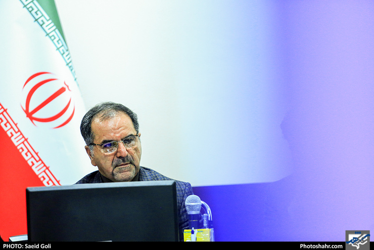 خراسان رضوی رئیس کمیسیون عمران، حمل‌ونقل و ترافیک شورای اسلامی شهر مشهد در خصوص اعلام وزارت کشور مبنی بر عدم تعطیلی مترو و اتوبوس و پایانه‌های مسافربری گفت: هنوز ابلاغ کتبی برای ما نیامده و اگر ابلاغ کتبی بیاید باید با اعضاء شورا مشورت کنیم، اما همچنان بر مصوبه خود اصرار داریم.