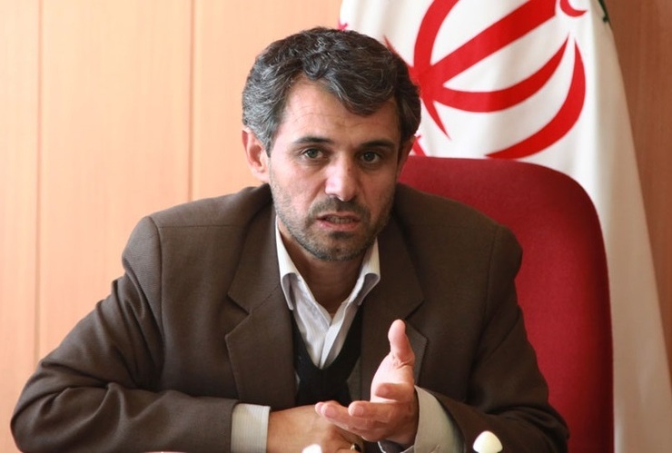 سخنگوی کمیسیون عمران مجلس گفت: پرداخت اقساط تسهیلات مسکن در شرایط کنونی که تمام کشور با بیماری کرونا درگیر هستند، تنها خانوار‌های ضعیف و متوسط جامعه را مورد تهدید قرار خواهد داد.