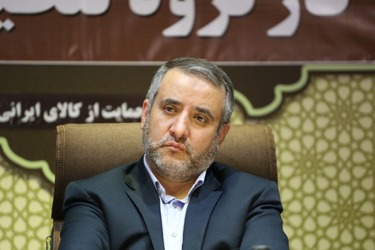 محمدرضا هاشمی، فرماندار مشهد گفت: بر اساس تصمیم مصوب شورای تامین شهرستان مشهد، سه حلقه حفاظتی در محدوده اطراف بارگاه ملکوتی حضرت رضا(ع) به منظور پیشگیری از شیوع بیماری کرونا و توقف هرگونه رفت و آمدی ایجاد و برپا شده است.