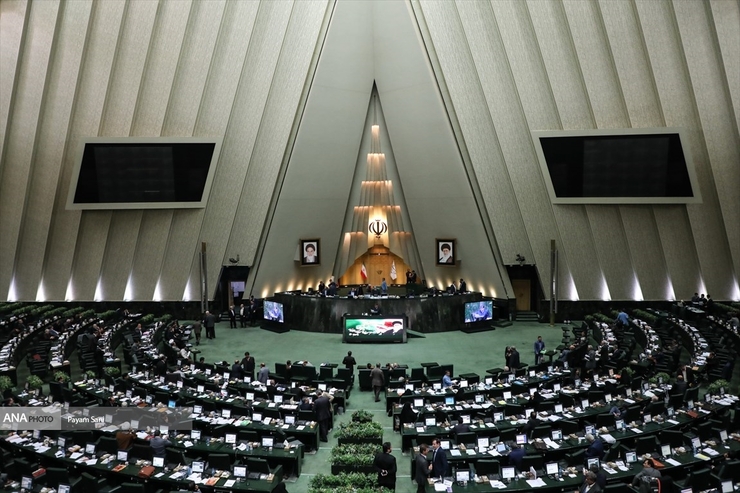 مروری بر نتایج یازدهمین دوره انتخابات مجلس شورای اسلامی نشان از تغییر ۸۰ درصدی ترکیب مجلس آینده نسبت به مجلس فعلی دارد.