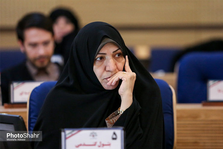 شهرداری مشهد از سال ۹۰ تاکنون حدود ۴۰۰۰ میلیارد تومان طلب از محل کد‌های درآمدی پایدار که حق شهروندان مشهدی است، دارد.
