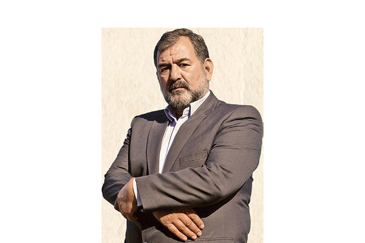 دود بود و بوی گوشت سوخته
