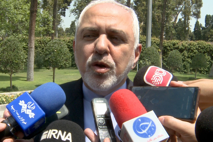 وزیر امورخارجه موضع جمهوری اسلامی ایران درباره برجام و مذاکرات را همچنان صریح و روشن اعلام کرد و گفت: هیچ گاه تحت فشار مذاکره امکانپذیر نیست، باید فشارها و تروریسم اقتصادی علیه ایران را متوقف کنند و پس از آن برای اجرای برجام می توان صحبت کرد.