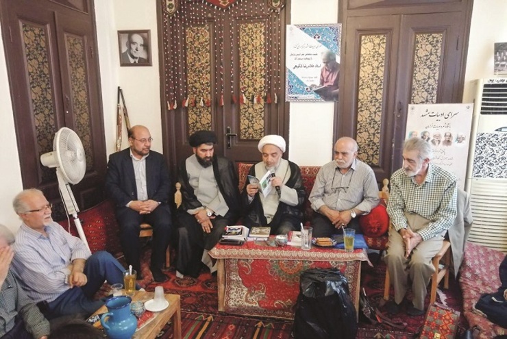 نخستین نشست تخصصی شعر آیینی خراسان، با محوریت اشعار غلامرضا شکوهی، شاعر فقید، برگزار شد