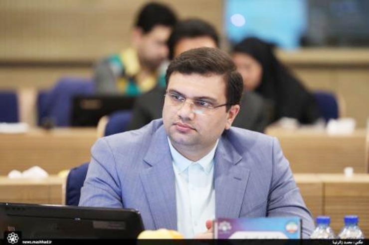 واکنش اصولی به انتقادهای حمیداوی و شهرخودرویی‌ها