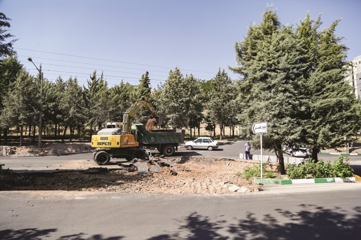 ساکنان این منطقه معتقدند اجرای پروژه بولوار کشوری مشکلات ترافیکی این محدوده را برطرف خواهد کرد